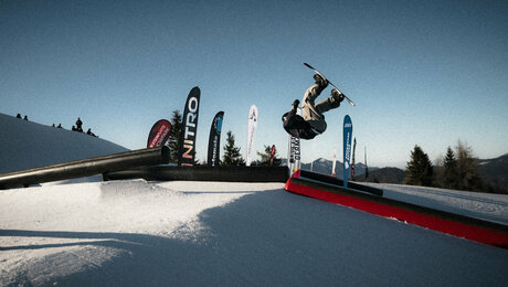 Snowboarder Luka Kamissek vor EYOF für Team D