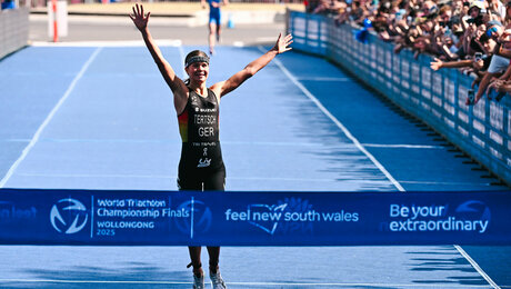 Triathlon: Tertsch wird sensationall Kurzdistanz-Weltmeisterin