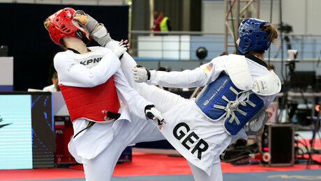 Taekwondo: Doppel-Bronze an EM-Tag 1