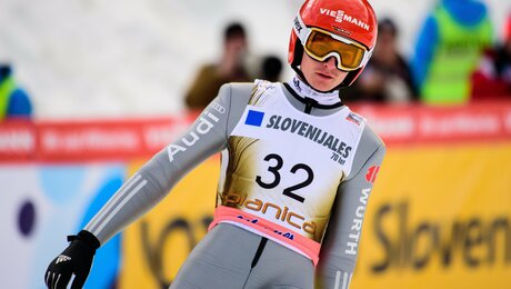 Richard Freitag wird Zweiter im Gesamtweltcup, Dahlmeier zum Abschluss Dritte