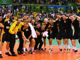 Medaillen-Traum erfüllt: Handballer stürmen zu Olympia-Bronze