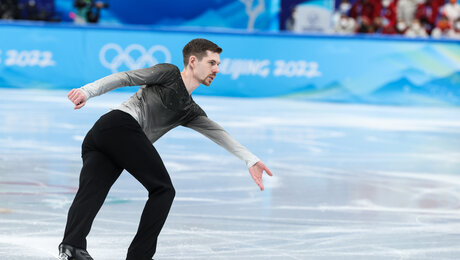 Noch unter Corona-Schock: Eiskunstläufer verpatzen Olympia-Auftakt