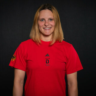 Nele Schmalenbach Nele Schmalenbach